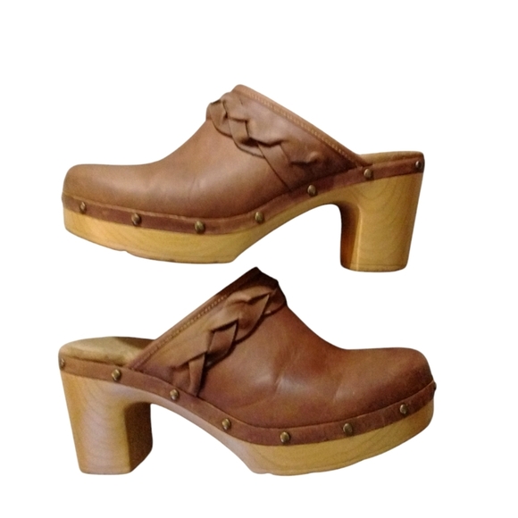 Clarks Artisan Ledella Platform Clogs Women's Brown Distressed Leather Mules 8 - Picture 1 of 13